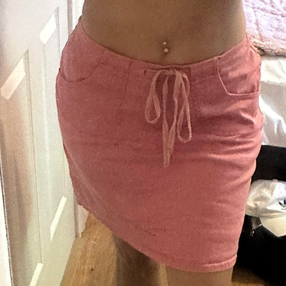 BUBBLEGUM PINK SKORT (skirt/short)💘🍇 - Picture 4 of 6